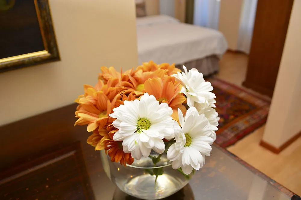 Urban Lodge Hotel Rooms And Suits Tbilisi Georgia