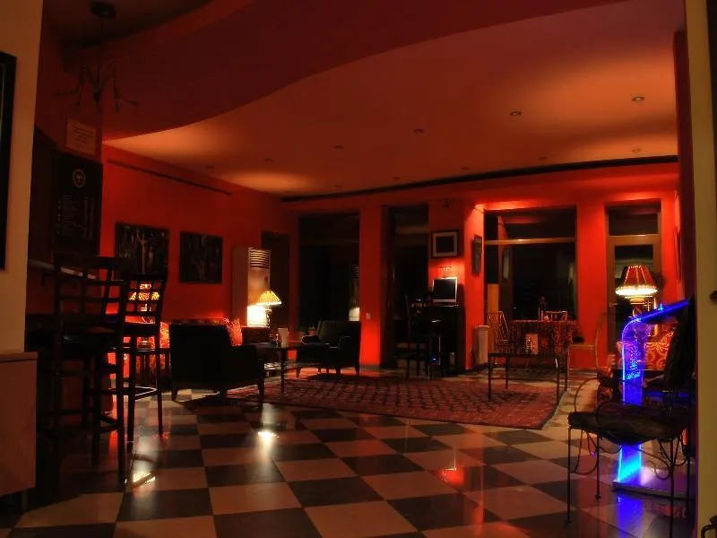 Urban Lodge Hotel Rooms And Suits Tbilisi