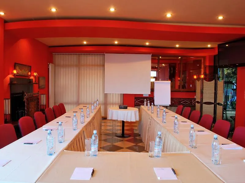 Urban Lodge Hotel Rooms And Suits Tbilisi