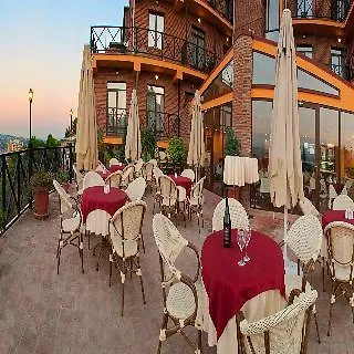 Urban Lodge Hotel Rooms And Suits Tbilisi