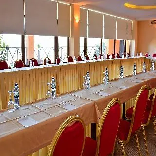 Urban Lodge Hotel Rooms And Suits Tbilisi 4*,